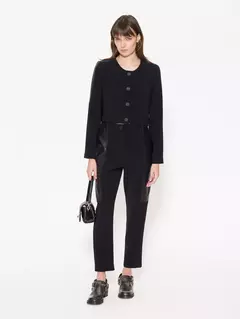 CHAQUETA GENIAL (JAZMIN CHEBAR) en internet