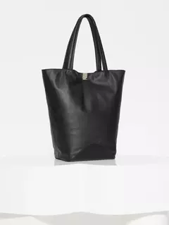 TOTE AGNES (JAZMIN CHEBAR) en internet