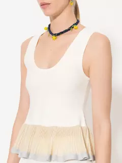 TOP FRIDA (JAZMIN CHEBAR) en internet