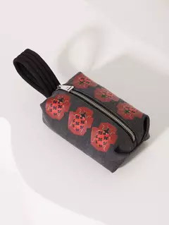 Imagen de NECESSAIRE MACHINE (JAZMIN CHEBAR)