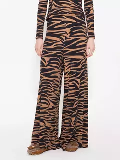 PANTALON CEBRA (JAZMIN CHEBAR) en internet