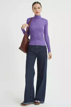 POLERA WARNER (LAS PEPAS) - SHE