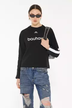 REMERA FUTBOL BAUHAUS (AY NOT DEAD) en internet