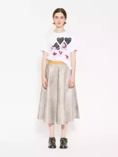 REMERA GARDEN (JAZMIN CHEBAR) en internet