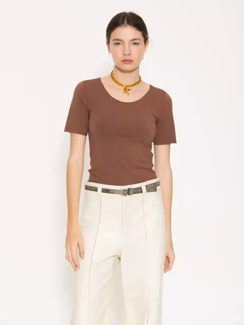 REMERA JAZZY (JAZMIN CHEBAR) - comprar online