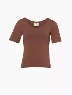 Imagen de REMERA JAZZY (JAZMIN CHEBAR)