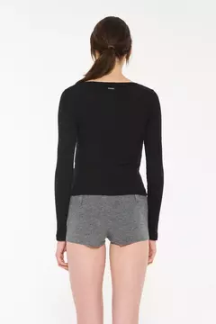 REMERA ML JANE (AY NOT DEAD)