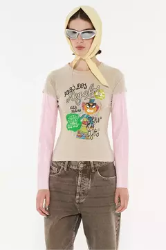REMERA REGALOS (AY NOT DEAD) - comprar online
