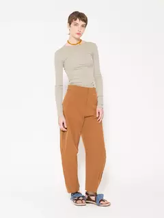 REMERA ROMI (JAZMIN CHEBAR) en internet