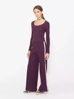 REMERA SOPHIE (JAZMIN CHEBAR) en internet