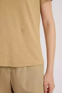 Imagen de REMERA V ESTELA (MARIA CHER)