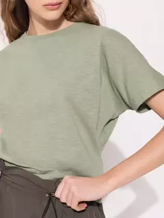 Imagen de REMERA VANESSA (JAZMIN CHEBAR)