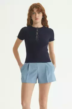 REMERA HELLENIA (LAS PEPAS) en internet