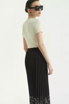 REMERA HELLENIA (LAS PEPAS) - SHE
