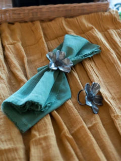 SERVILLETEROS ANEMONA X 2 PLATA (PETITE AFFAIRE) en internet