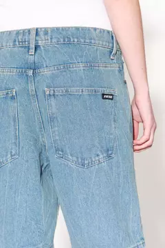 U SHORT LOOSE SANDY GRIT STONE (AY NOT DEAD) - tienda online
