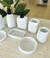 Dispenser simil piedra Redondo blanco CONCEPTO - tienda online