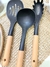 Utensilios de nylon Negro mango de madera MISHKA - comprar online