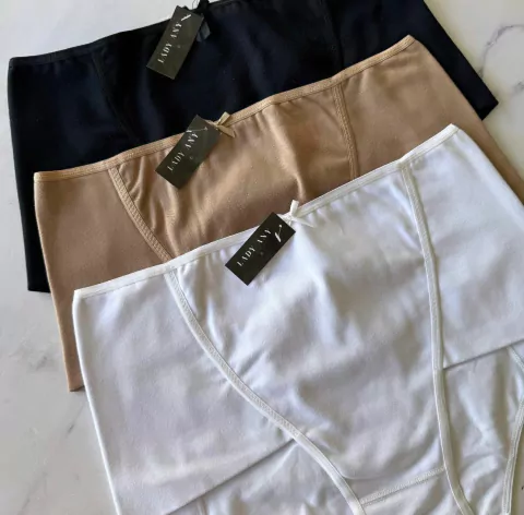 Bombacha Especial Clásica Beauty