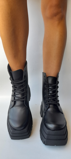 TRIPLE T - Marlashoes