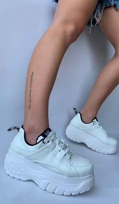 ZAPAS LALI WHITE en internet