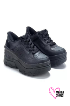 CAZZU BLACK