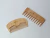 Peine Anti-frizz de Madera de Madera Reforestada - Magenta Cosmética Natural