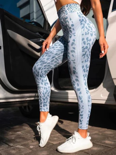 CALZA SEAMLESS Y FRUNCE - "LEOPARDO CELESTE" - SUNFIT Sportswear