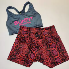 SHORT CORTE V "REPTIL RED" en internet