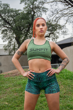 SHORT con FRUNCE + CORTE V "REPTIL GREEN" - tienda online