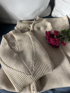 Sweater - Comfy