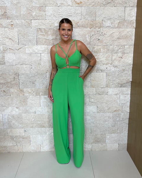 macacão renata