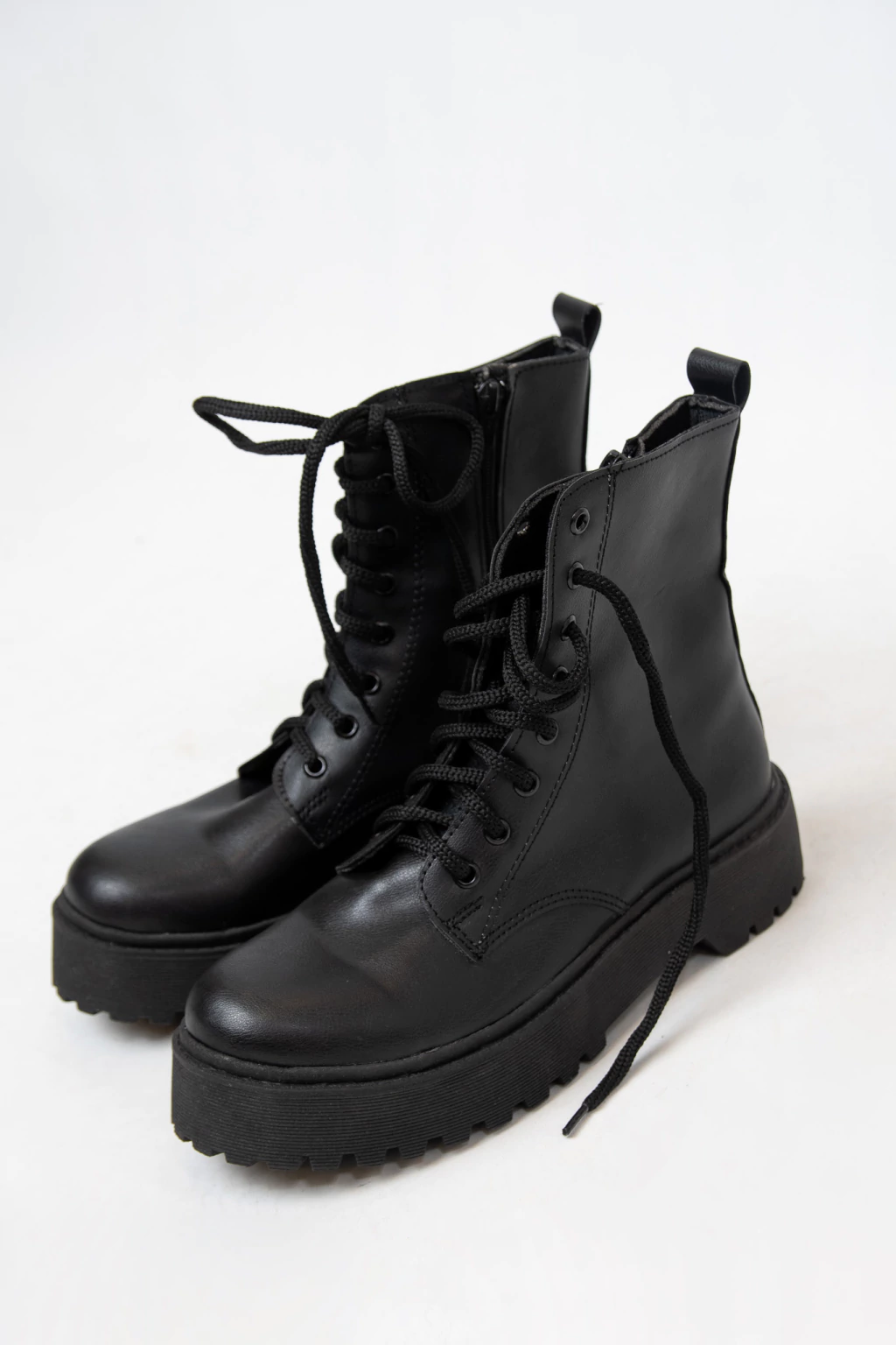 Borcegos con cordones