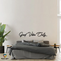 Frase "Good Vibes Only"