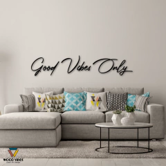 Frase "Good Vibes Only" - comprar online