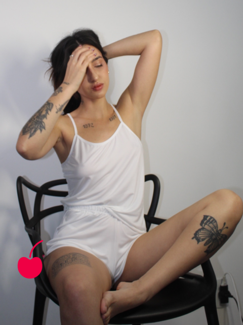 Pijama Lara com calcinha - comprar online
