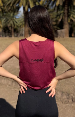 MUSCULOSA BOX UVA