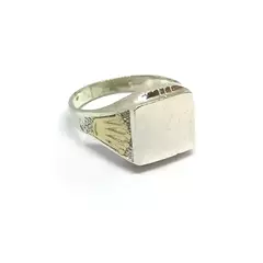 Anillo corona de oro y sello