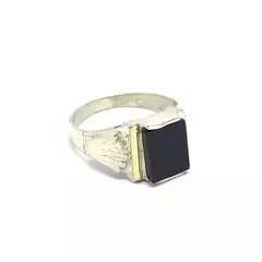 Anillo corona y piedra ónix