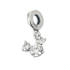 Charm Mickey con cubic en internet