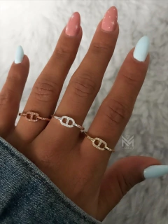 Anillo Lau