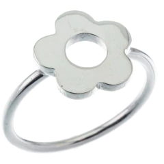 Anillo flor calada