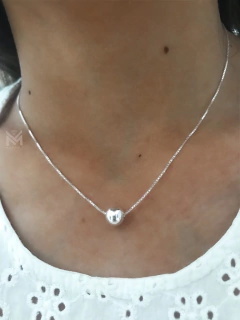 Collar bolita médium