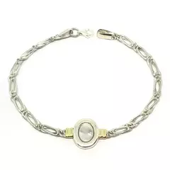 Pulsera con dije oval