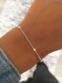 Pulsera bolitas