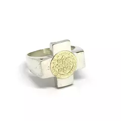 Anillo cruz con san Benito