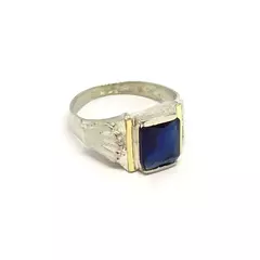 Anillo corona y piedra