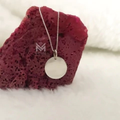 Cadena con medalla de 12 mm