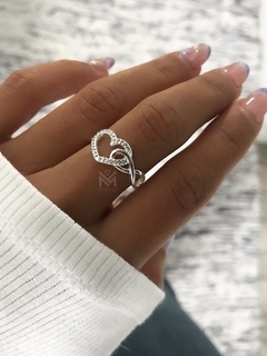 Anillo corazón e infinito