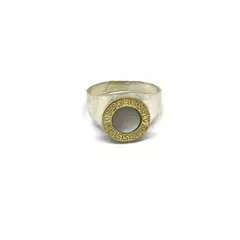 Anillo con nácar u onix